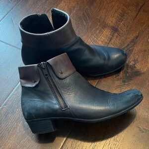Women’s remonte Black and brown Leather Ankle Boots with Side Zip size 37